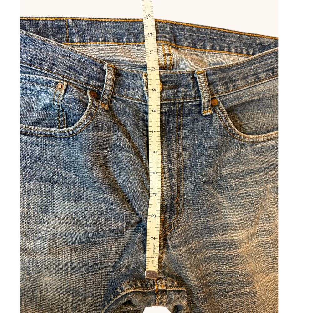 LEVI'S Men's 559 Relaxed Straight Fit Jeans Blue 33 x 32 Distressed 34 x 30.5 - Picture 6 of 13